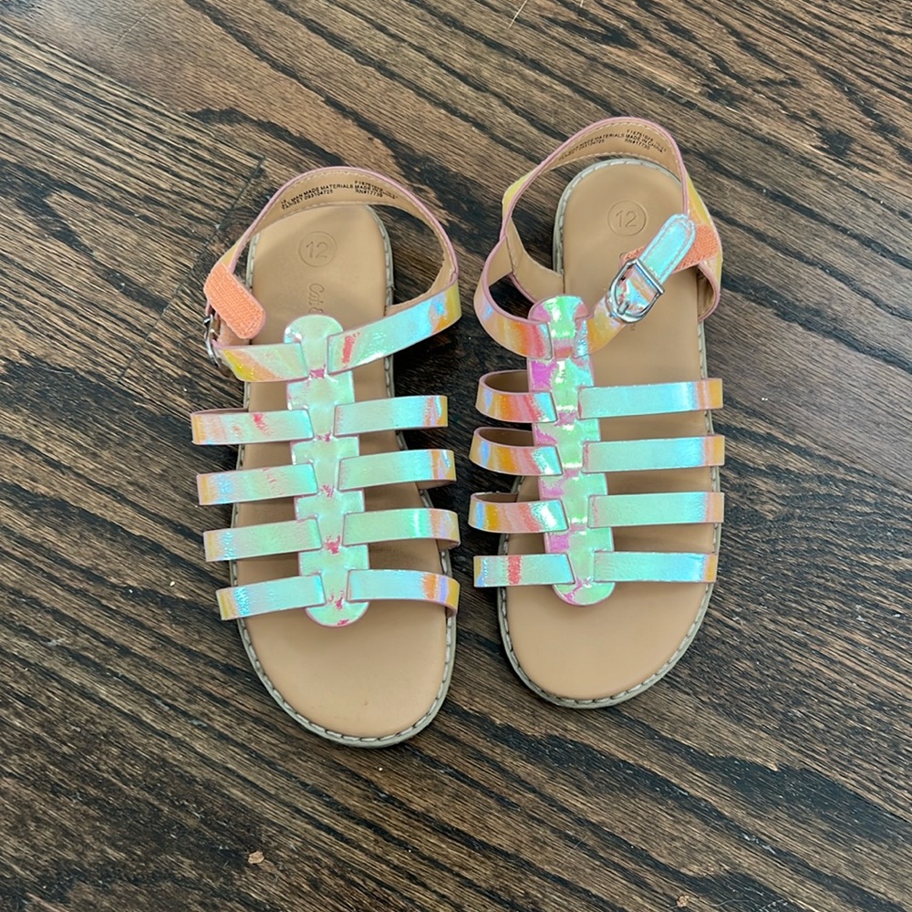 Iridescent gladiator sandal with Velcro closure